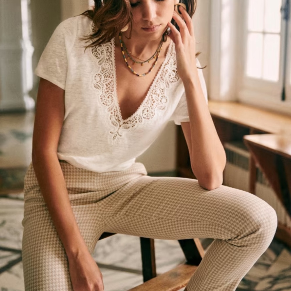 NWOT Sezane Mina T-shirt in Ecru